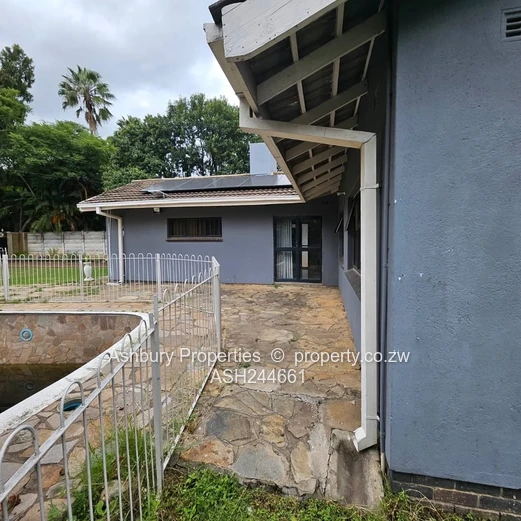 Freshly Renovated Cosy House on Main Road too.