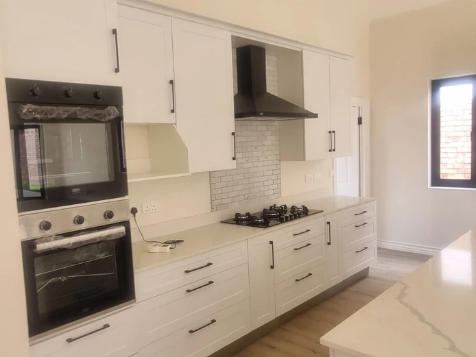 Borrowdale vainona townhouse to rent 