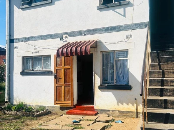 2 Bedroom Flat & Apartment