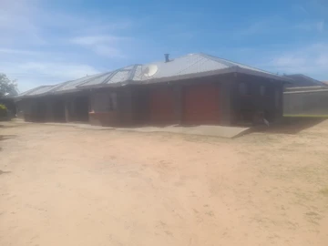 Zimre Park House for sale 
