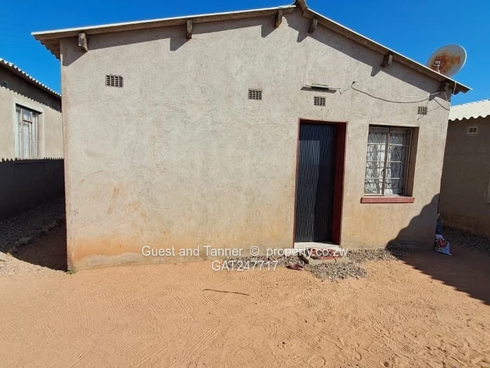 4 Roomed House for Sale in Pumula South