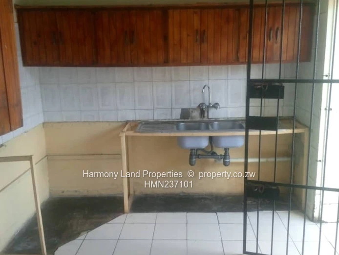 4 Bedroomed House To Let In Chitungwiza - Unit F