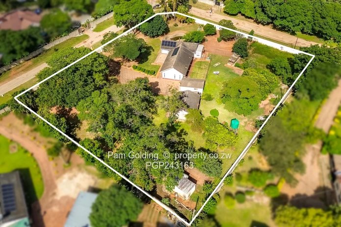 Prime Family Living On Expansive Grounds, Athlone (Sole Mandate)