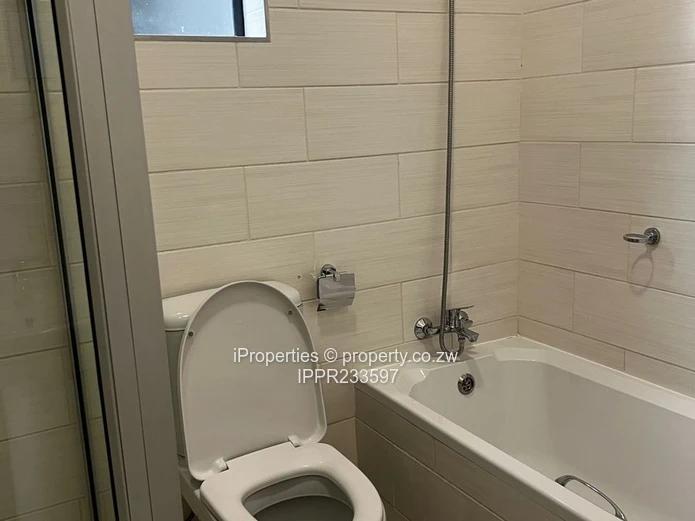 3-bedroom house in Peakwood Village, Greendale (Sole Mandate)