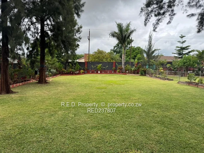 Build Your Vision on Prime, Serviced Land In Barham Green!