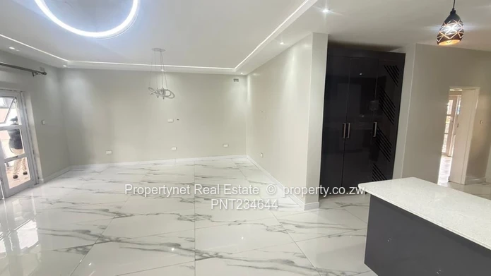 Lovely modern home!!!