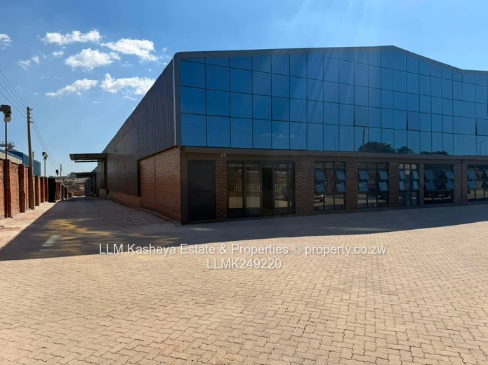 Newly Built Warehouse To Let