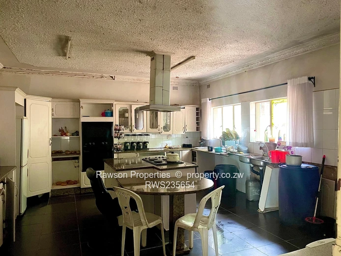 Prime Land in Umwinsidale!!