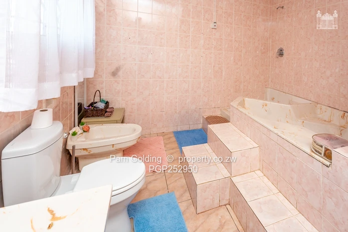 Spacious 6-Bedroom Double-Storey Home in Twin Lakes, Norton (Sole Mandate)
