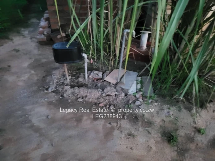 Rydale Ridge Stand with Water & Electricity