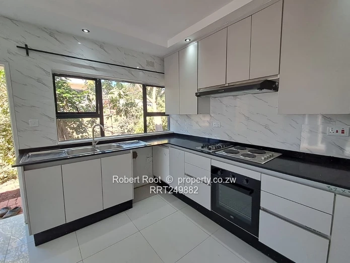 Neat newly buit 3 bed cottage