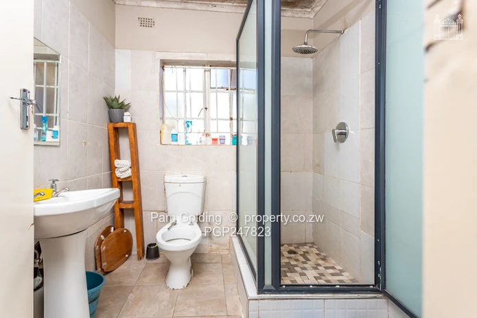 Neat Family Home for sale!!