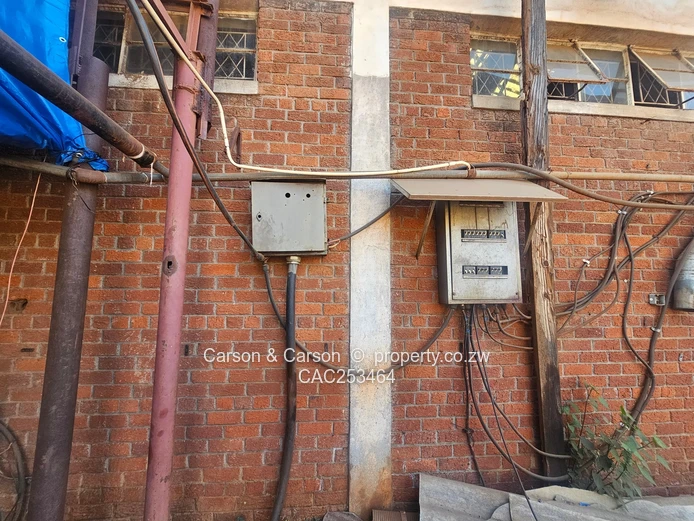 Brick Warehouse in Kuwadzana with Boardroom