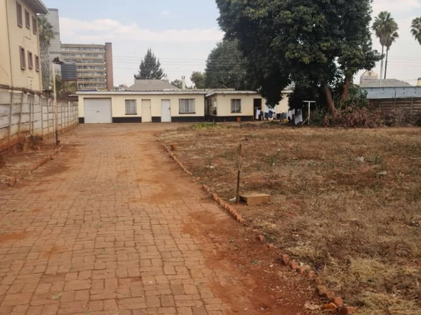 Commercial & Industrial Land