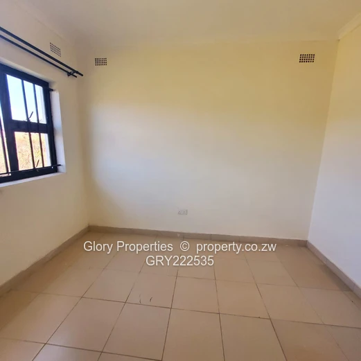 Beautiful 3-Bedroom Cottage for Rent in Gletwin