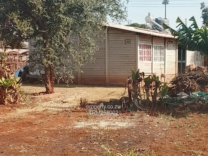 New Marlborough Prime residential stand with a 2 bedroom cottage 