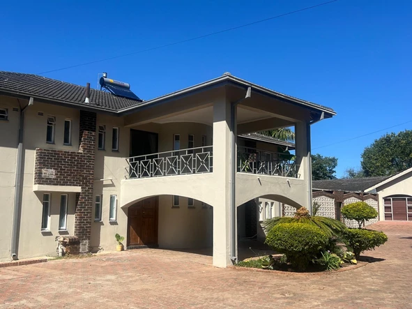 Luxury Double-Storey Home For Rent