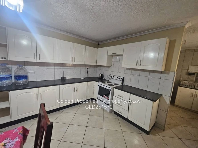 Fully furnished house to let in Borrowdale 