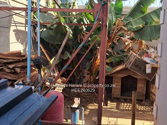 Maranatha, Close To The School