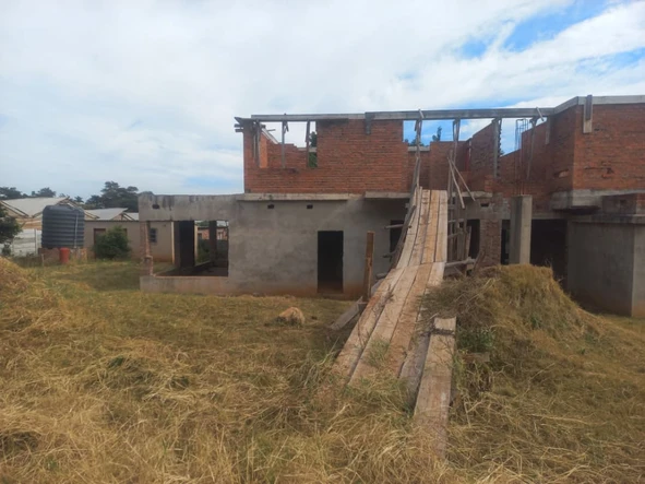 7 Bedroom House