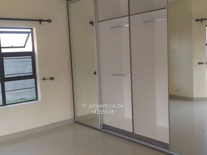 Monavale 3 bedroomed duplex apartment to rent 