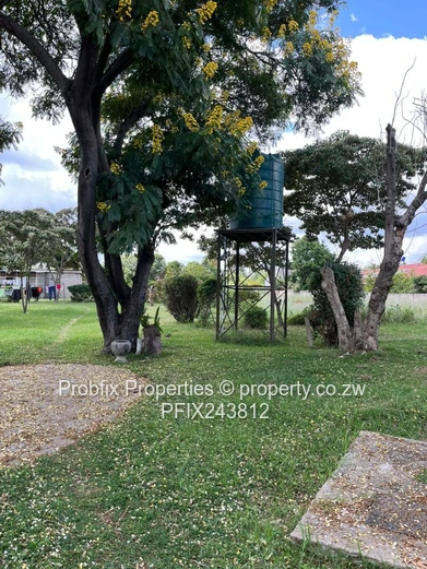  Spacious Family Home with Guest Wing & Cottage | Hatfield North