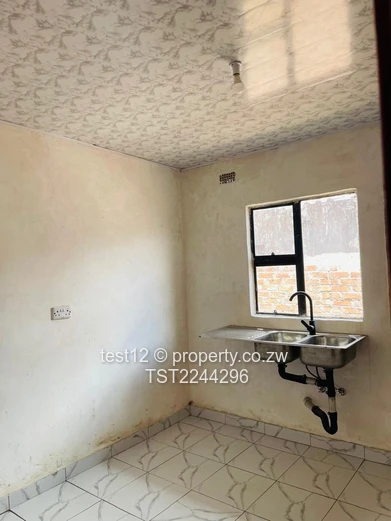 Warren park D house for sale 