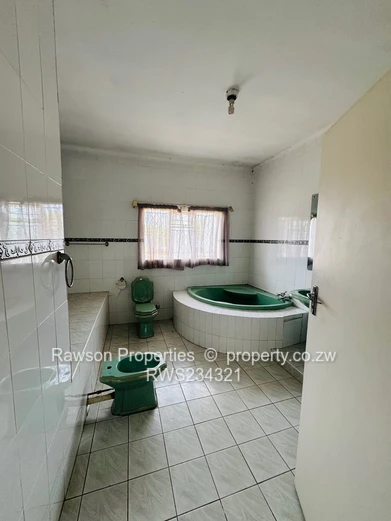 Marlborough  (Sole Mandate)