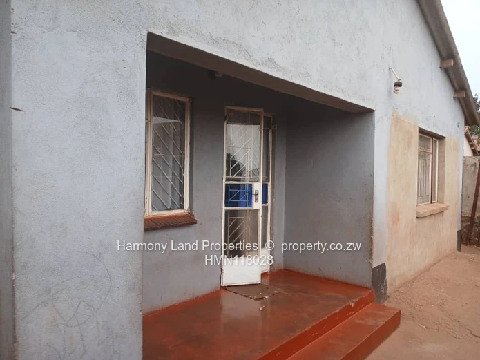 Kuwadzana Phase 3 - House For Sale