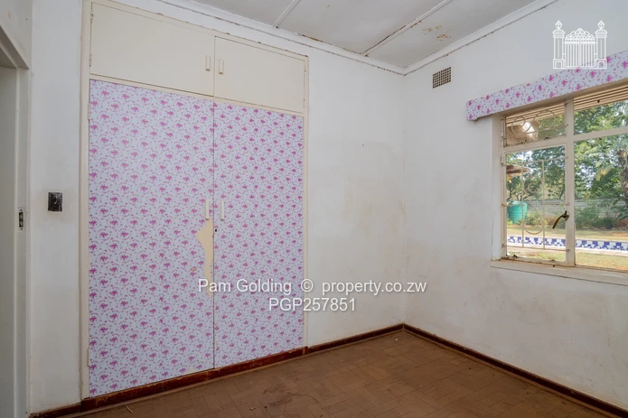 Excellent Renovation and Development Potential – Arcturus Road (Sole Mandate)