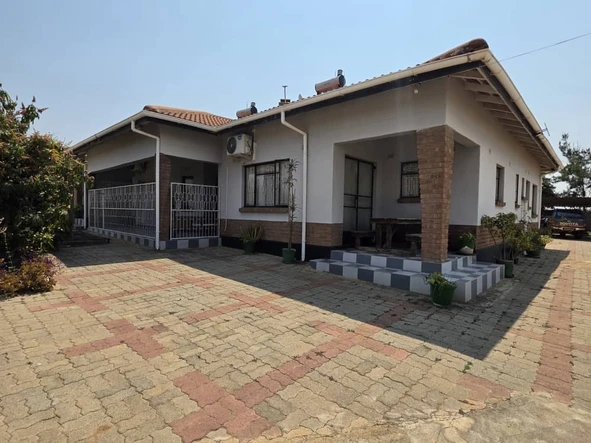 Farm & Agricultural Land