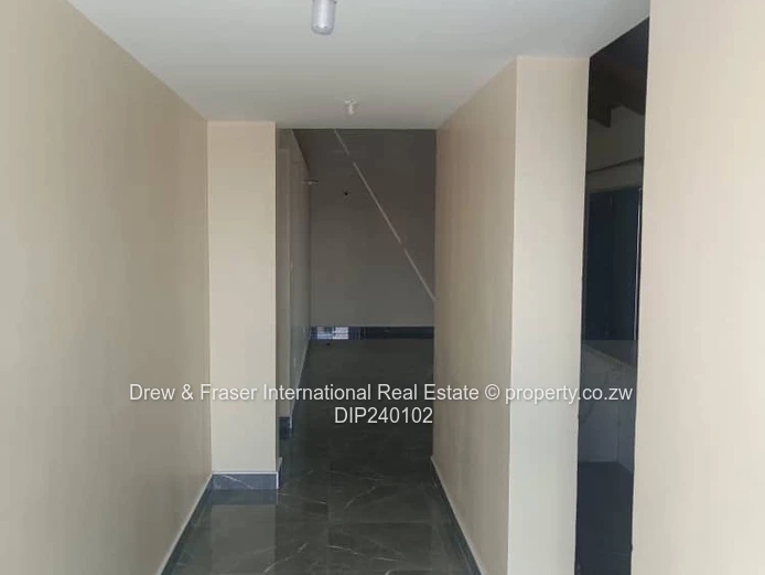 Mabvazuva house for sale 100k