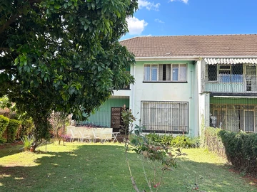 3 Bedroom Flat & Apartment