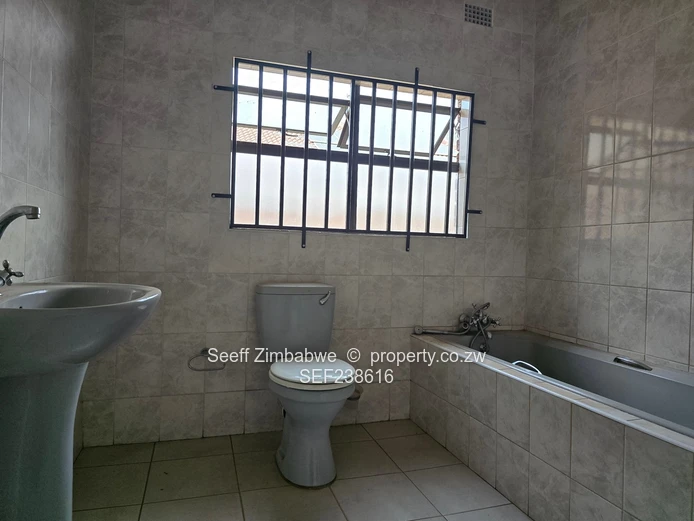 House for sale in Fairview