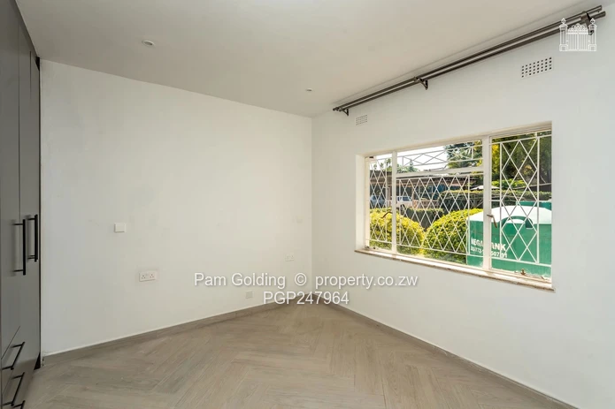 Spacious and Private 2 Bedroom Garden Flat (Sole Mandate)