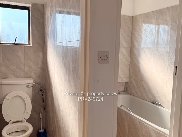 3 bedroomed house to rent in Msasa Park
