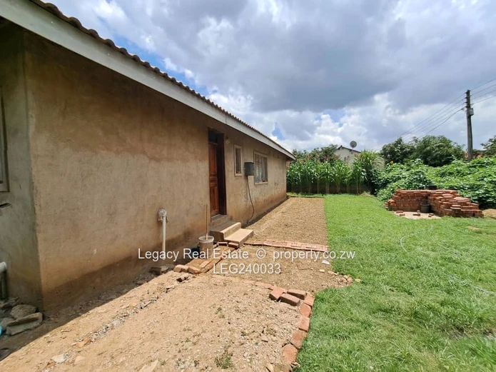 Westlea House For Sale Near Tynwald & Bulawayo Road