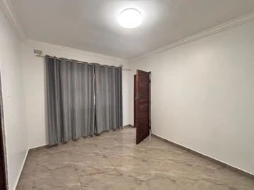 Flat & Apartment
