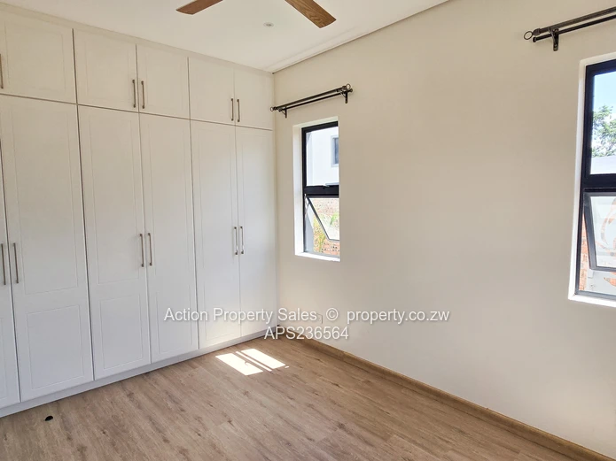 3 Bedroom Townhouse in Highlands - $2,000 plus Levy $300 