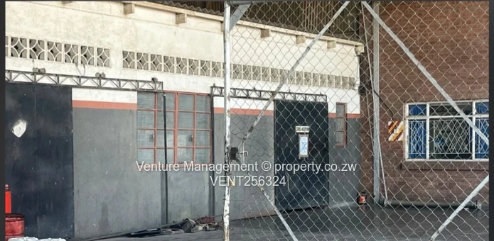 Logistics Depot | Close to the Border |  Beit Bridge | ±4,000m²