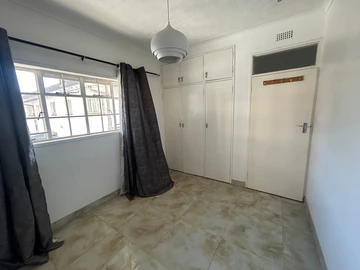 2 Bedroom Garden Flat