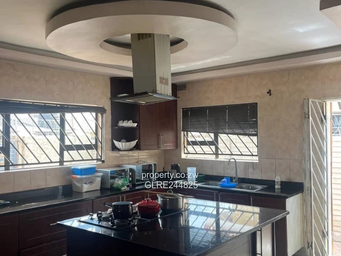 3-Bed Home with Borehole & Paved Yard in Madokero