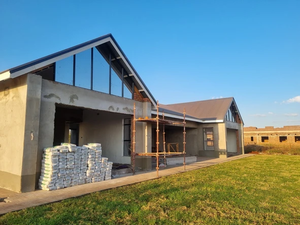 5 Bedroom House
