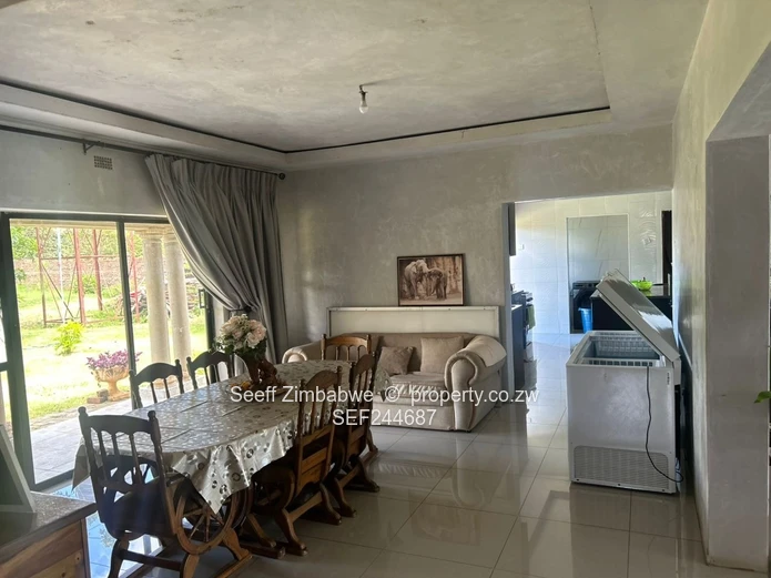 Spacious Pomona 5-Bed Home In Borrowdale Pomona