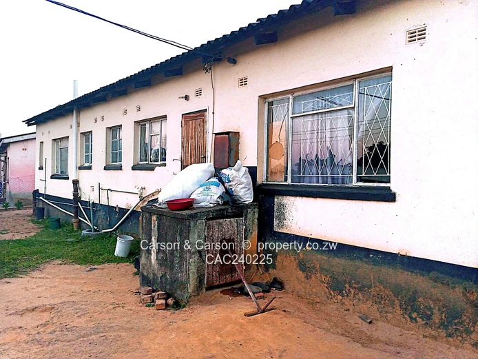 Solid with ample space... (Sole Mandate)