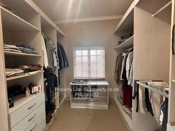 Borrowdale Brooke Golf  Estate - Space, Style and Security