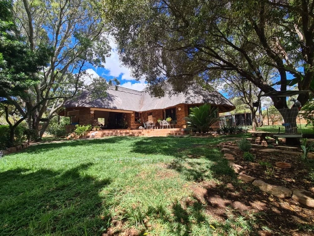 3 Bed Houses for Sale in Fortunes Gate RED185940