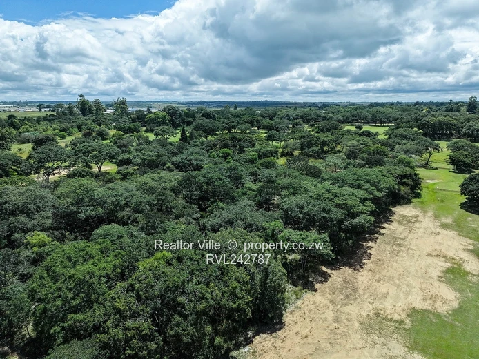 2383 m² Ruwa Country club
