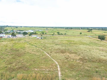 Commercial & Industrial Land