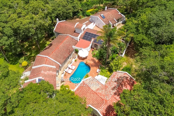 Exquisite family home up for grabs!